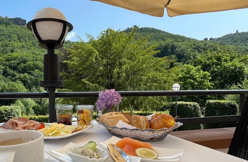 Annweiler am Trifels Hotel | Jugendstilhotel Trifels