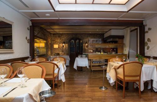 Rolle Hotel | L'Hôtel by Hostellerie du Château