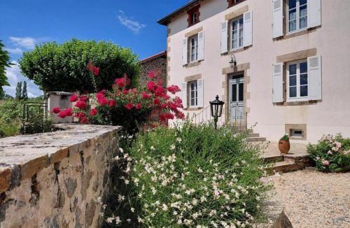 Burgnac House | La maison d'eugenie