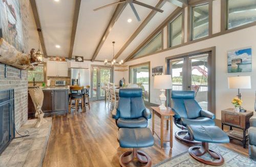 Hayesville House | Lakefront Hayesville Retreat with Private Swim Dock