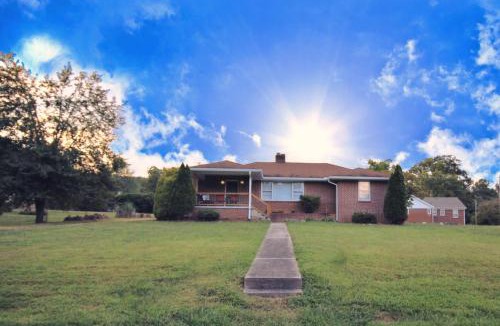 Hayesville House | Lazy Hiker Take Two