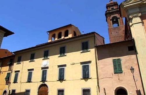 Pisa City Centre Apartment | Le Volte-Pisa - Two Bedroom Apartment, Sleeps 5