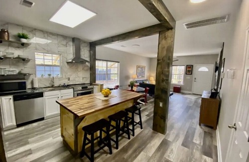 Buena Vista House | Location, location, location! Close to the action & plenty of space!