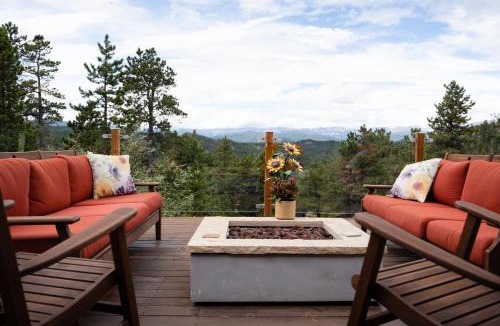Coal Creek House | Lookout Lodge in Wondervu home