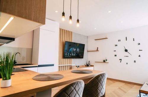 Kosice Old Town Apartment | Luxury Apartment w. City Views in Košice Old Town