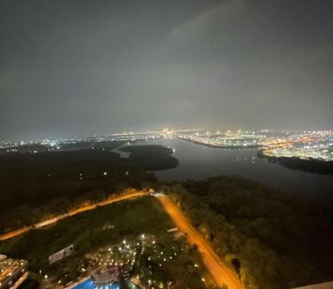 Pantai Indah Kapuk Apartment | Luxury Sea View 1BR Oakwood Gold Coast PIK