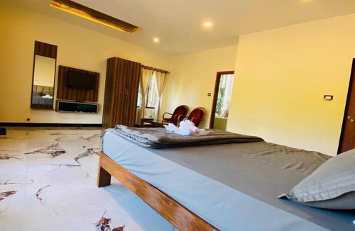 Haliyal Hotel | Magenta Resort