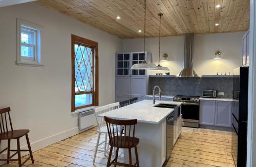 Pointe-au-Pic House | Maison du Havre Grand Duplex