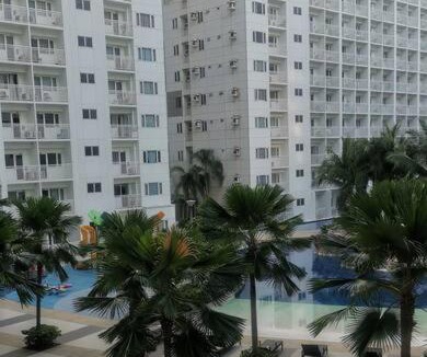 Barangay 76 Apartment | Mall of Asia Shore Residences at Tres Maria's relaxcation