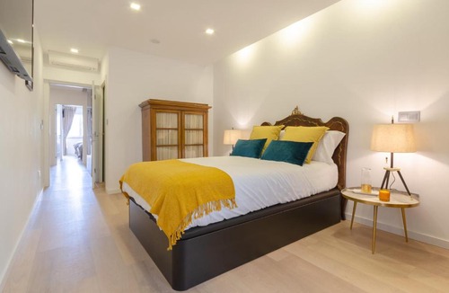 Santo Antonio Apartment | Marques de Pombal Prime by Homing