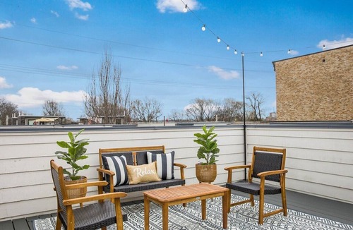 Chestnut Hill House | Modern Luxury + Hot Tub | Near Broadway