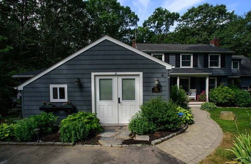 Wakefield-Peacedale Apartment | Modern Studio Apt - 10 min to Narragansett Beach/URI