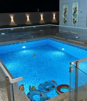 Al Hadd Ski Chalet | Monsoon Chalet - شاليه المونسون