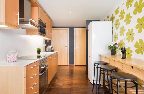 Sant Gervasi Apartment | My Space Barcelona 2 duplex for up to 20 people with private pool and garden