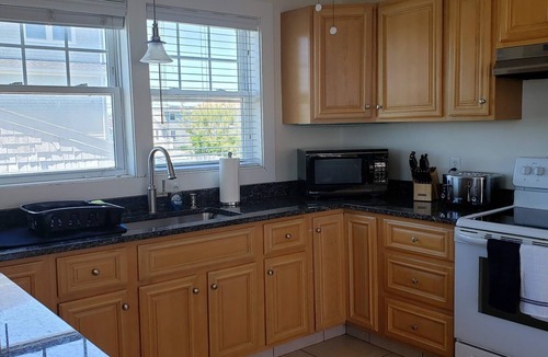 Point Judith House | Narragansett/Point Judith Summer Rental Beach House. Great Location! Sleeps 12