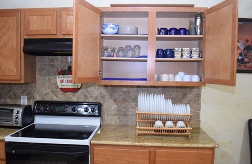 Wetmore House | *NEW YEAR NEW PRICE* *Near UTSA & Six Flags! Perfect Vacation Home! sleeps 10