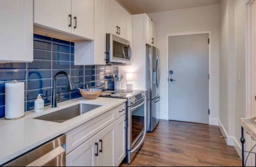 Hadley - Washington House | Newest Nashville · Perfect Home Downtown!