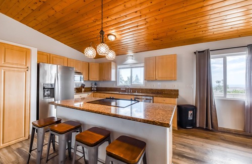 Waikoloa House | Newly updated home with pools, lanai, ocean view - walk to golf