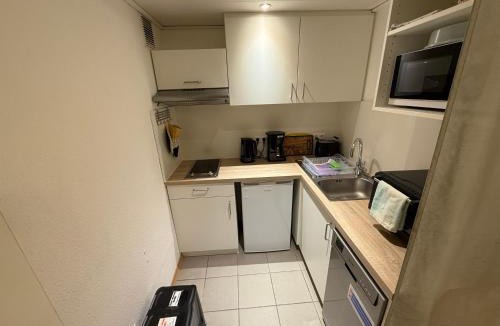 Weststadt Apartment | Nice and cosy studio apartment in a central location