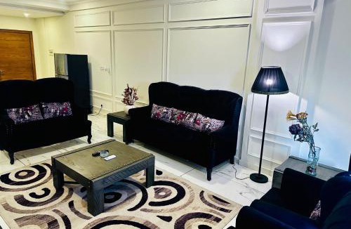 Rawalpindi Apartment | Noir Escape