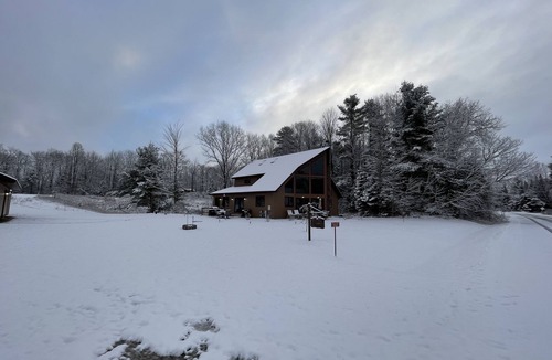Lakewood Cottage | Northern retreat on Chain Lake