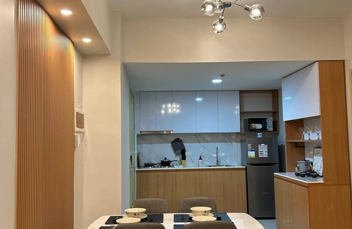 Bel-Air Condo | nSpacious, stylish and modern condo with perfect blend of comfort and elegance!