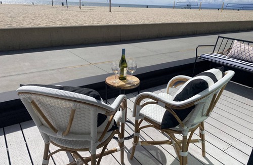 Hermosa Beach Condo | Ocean Views! Beachfront Deck on Hermosa Strand