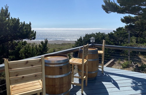 Port Orford House | Oceanfront retreat: beachfront with views from almost every room!