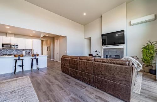 Gold Beach House | Pacific Breeze