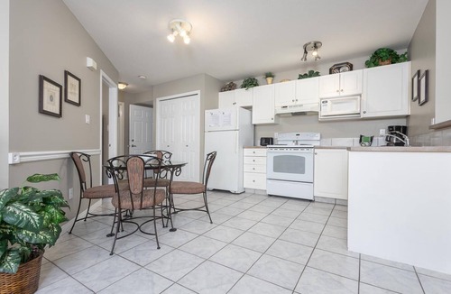 Lethbridge Condo | Paradise Canyon Golf Resort - Luxury Condo M403
