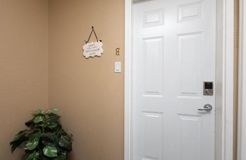 Lethbridge Apartment | Paradise Canyon Golf Resort - Luxury Condo M407