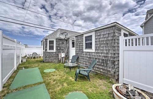 Matunuck House | Peaceful Cottage - Steps to Matunuck Beach