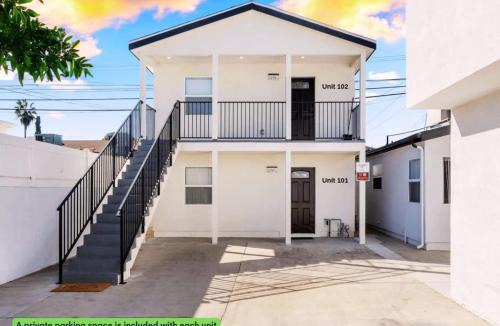 Burbank Apartment | Prestige Studio Haven at Burbank