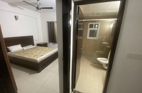 Whitefield Resort | Private room ∙ 2 guests