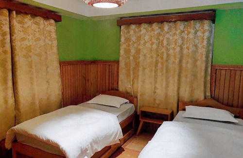 Lachen Resort | Private room ∙ 2 guests