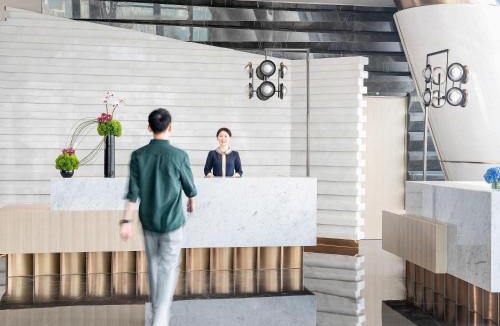 Longhua District Hotel | Pullman Shenzhen North