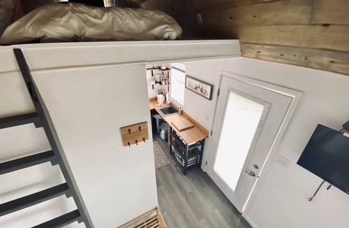 Taylor House | Quaint Tiny Home on Working Homestead-20 mins from Show Low!