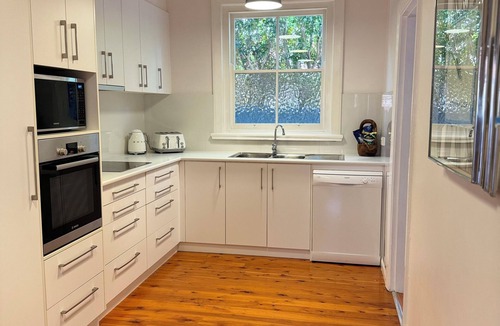 East Tamworth House | Quiet home in East Tamworth - Perfect Country Music Stay