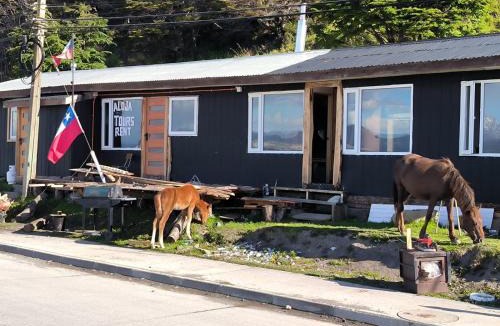 Puerto Williams House | Refugio Jemmy Button