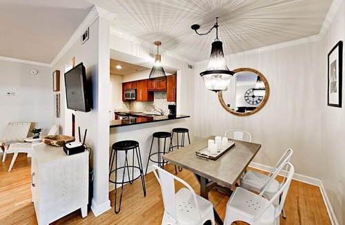 Rutledge Hill Condo | REMODELED & SUPER STYLISH 1BR - DOWNTOWN NASHVILLE