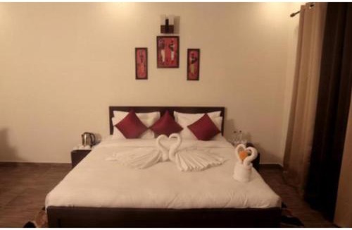 Dhikuli Resort | Riverside Resort in Lap of Nature