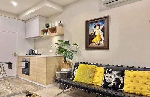 Caulfield North Apartment | Royal Executive Living Garden Executive