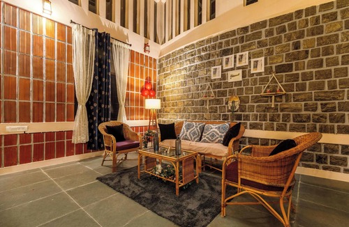 Hosur Villa | Rustic Farmpool