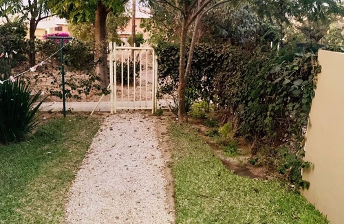 Lusaka Apartment | Safe & secured villas, great location, suitable for business, family or leisure.