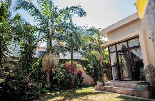 Lusaka House | Serene home with enough bedrooms and bathrooms for a family travelling together.