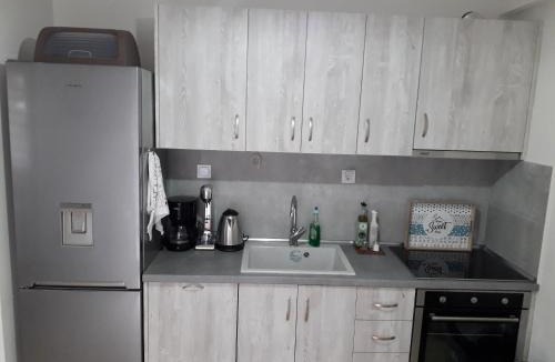Serres Apartment | serres@home