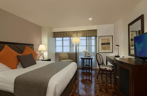 Urdaneta Apartment | Somerset Olympia Makati