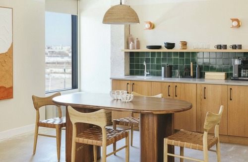 East Bank Hotel | Sophisticated Stay with Rooftop Views & Local Artful Flair