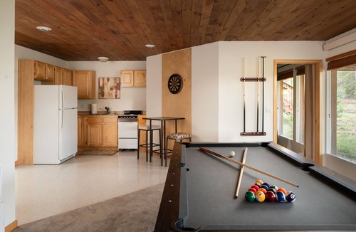Coal Creek House | Spacious 4 BR mountain home with pool table, hot tub, and incredible views