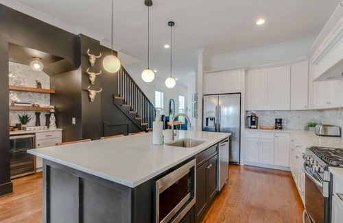 South Nashville House | Spectacular Vibes - 5 Stars - Giant Covered Patio